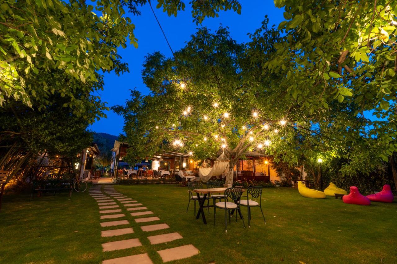 Ephesus Lodge Киразлы Экстерьер фото