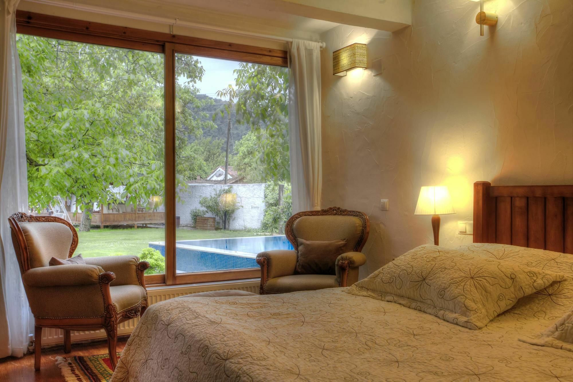 Ephesus Lodge Киразлы Экстерьер фото
