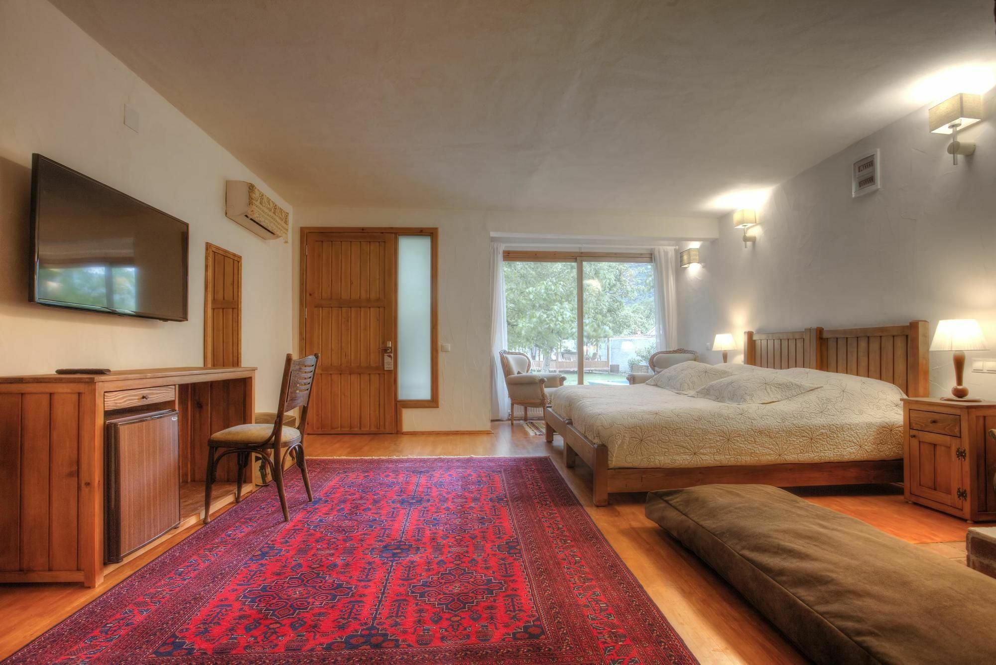 Ephesus Lodge Киразлы Экстерьер фото